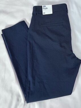 NWTs Old Navy High Waist Navy Blue Pixie Pants Size 10